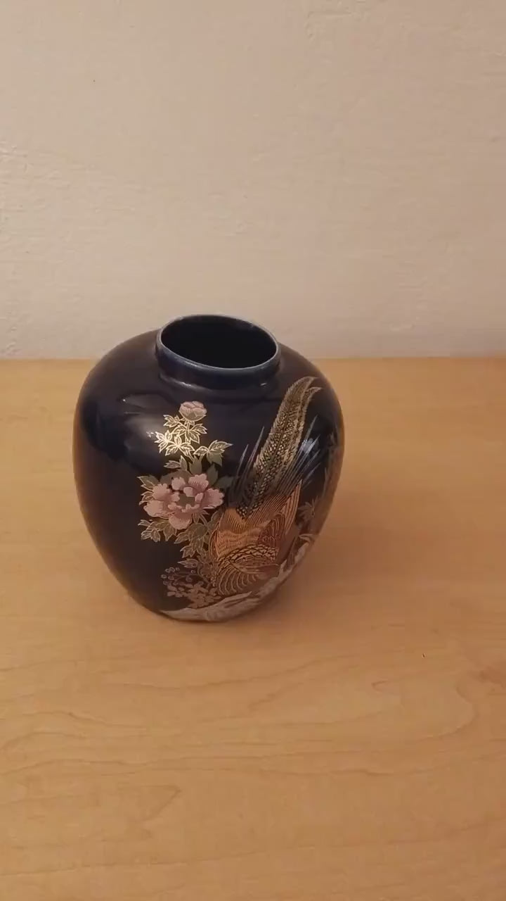 Vintage cobalt blue vase with gold painting – pheasant motif, ideal for flowers and as a storage vessel