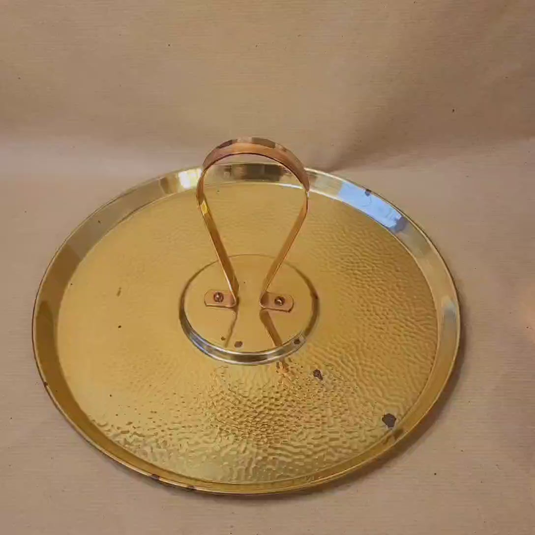 Vintage Tee-Service aus den 1960ern mit Kupfer-Tassen und Messing-Tablett. Video