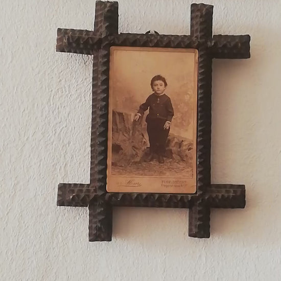 Altes Wiener Foto-Exponat im Originalzustand für Sammler von Antiquitäten. Video