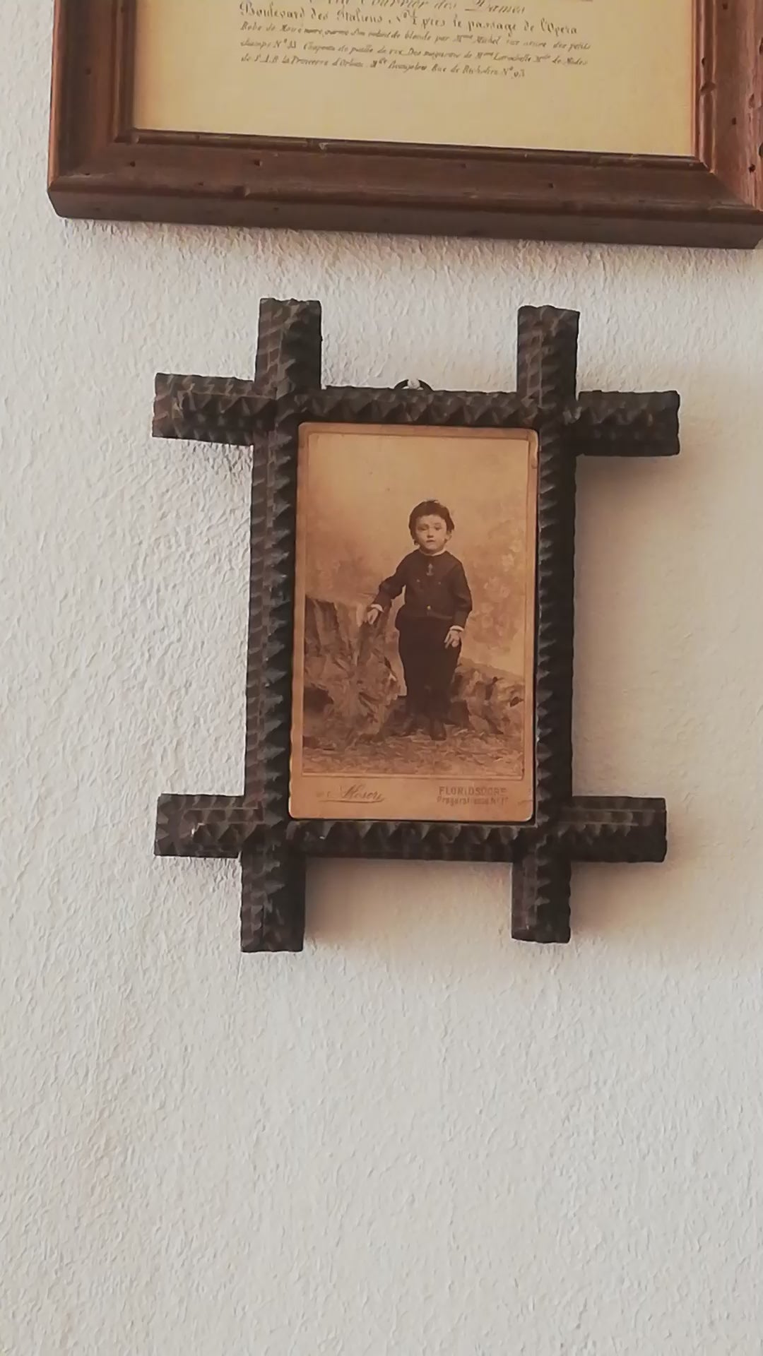 Altes Wiener Foto-Exponat im Originalzustand für Sammler von Antiquitäten. Video
